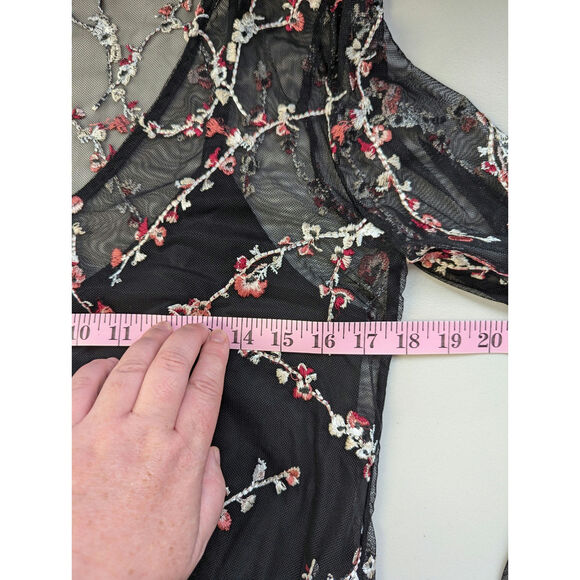 WHBM Embroidered Floral Blouse Large Black Sheer Fairy Grunge Witchy Flowy Dark - Picture 8 of 8